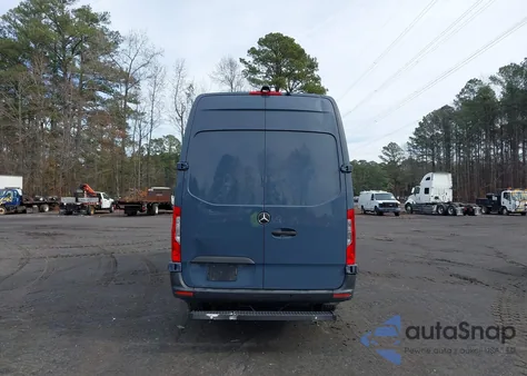 2019 Mercedes-Benz Sprinter 2500 High Roof V6 из США, поврежденный, VIN WD4PF1CD7KP138278